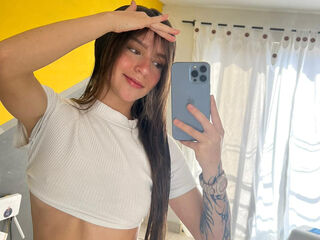 free webcam chatroom MeganDangelo