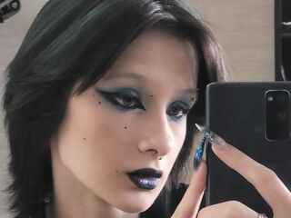 cam whore live MeriHollway