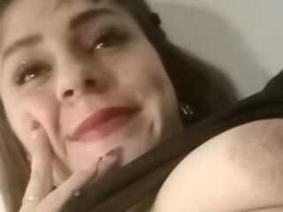 naughty camgirl masturbating with dildo MiaFons
