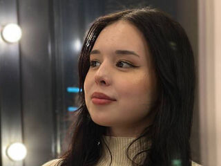 jasmin cam hooker video MikiPellon