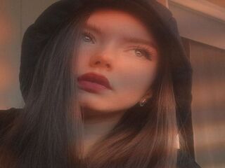 hot webcam slut MilaLyra