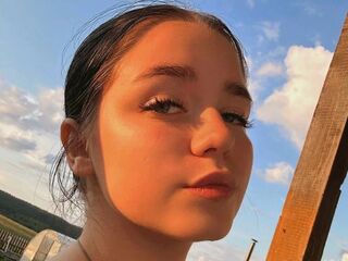 camwhore photo MilanaStrain