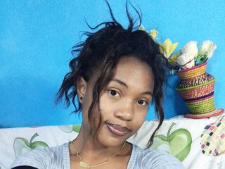 camgirl chatroom MioraRiva