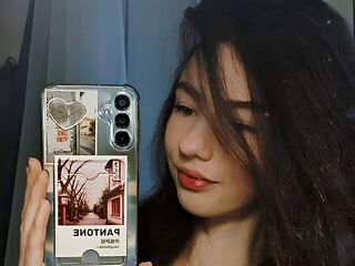 girl shaving pussy MitziBreech