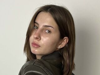 hot strip tease webcam MollySodisia