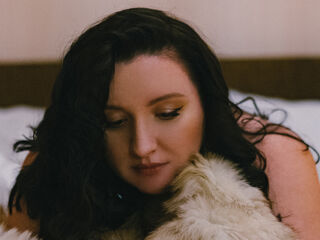 free web cam chat MonicaBare