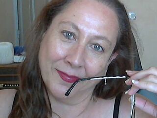live video chat MyriamLevieux