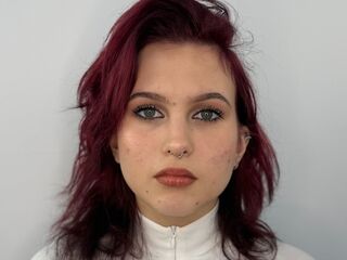 naked camgirl masturbating NiaBuckbee