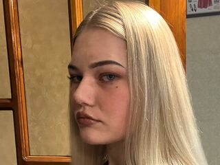 cam girl cam NicolynMoore