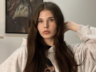 beautiful cam girl RaeleneMerrbach