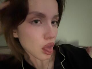 chat room live show RosariaSkemp