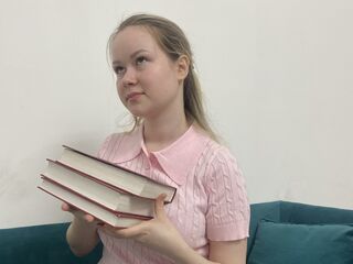 free adult cam SandieSpataro