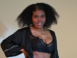 camslut showing pussy SaraBlackwood