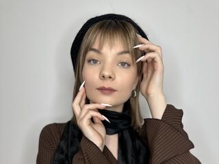 free live sexcam ScarlettMoreau