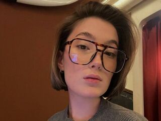 girl webcamsex SheilaSweezer