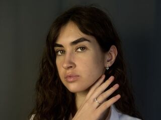 striptease cam ShelaCurren