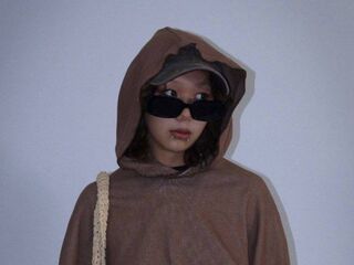 camslut naked SumikoKrejcik