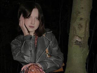 naked girl with webcam ThomasinaVanabel