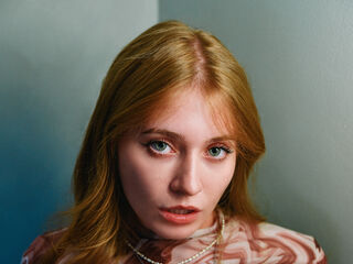 cam slut photo TianaTinn