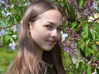 webcam babe TristaArron