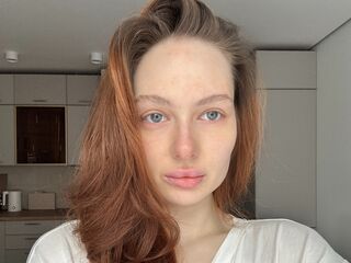 camslut masturbating VelmiraFlux