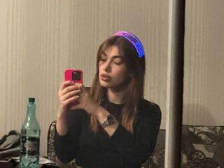 nude webcamgirl ViviEne