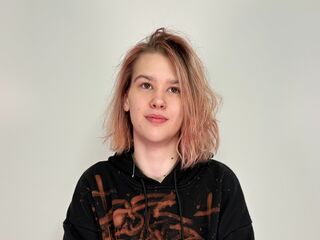free webcam WillaBurrington