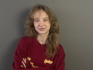 free webcam chat WinnifredMckowen