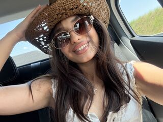 free live chart room YasmineHart