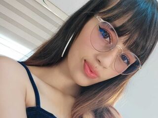 fingering cam slut YiyisMarthin