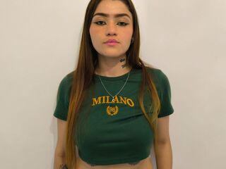 masturbating girl ZaraBrunner