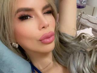 HotCumAdriana69x